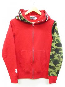 アベイシングエイプ A BATHING APE 10AW 1ｓｔ サル 迷彩柄 切替シャークパーカー ジップアップ 赤 買取いたしました☆