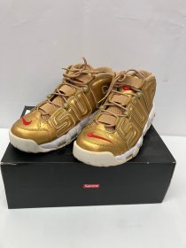 リサイクルショップショップ　リバース　NIKE✖︎supremeレアスニーカー買い取りました　尾道店 出張買取　高価買取