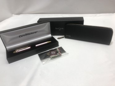 リサイクルショップ　リバース　オフィス用品　オフィス家電　文房具買取りしてます（パイプ椅子など）