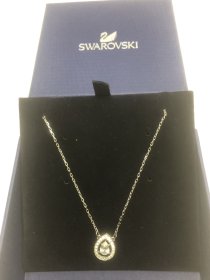 リサイクルショップ　リバース　アクセサリー、財布、小物、バッグ、靴など買取も大歓迎です（スワロフスキー、イブサンローラン）