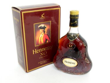 Hennessy ヘネシー XO 金キャップ クリアボトル 買い取りました♪ ブランデー ウイスキー 焼酎 買取強化中♪