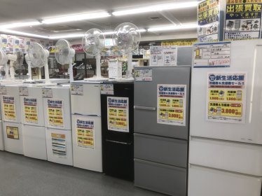 リサイクルショップリバース　中古家電を買取り、販売をしています