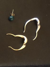 切れた指輪や片方だけのピアスも買取🆗です