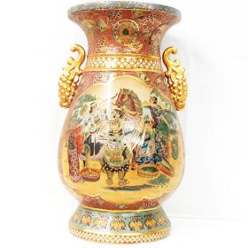 ☆ リサイクルショップ リバース 竹原店  薩摩焼 金襴手 花瓶 入荷しました~☆