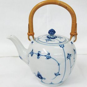 ☆ROYAL COPENHAGEN ロイヤルコペンハーゲン ティーポットを買い取りました！～リサイクルショップ リバース竹原店 ゆめタウン竹原横～