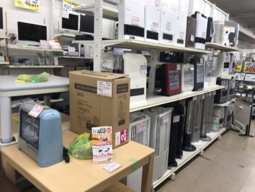 中古 暖房家電販売しております。こたつ・電気ストーブ・ファンヒーター・ブルーヒーター・デロンギ等