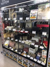 中古 ブランドバッグ・財布 たくさん入荷致しました‼ リサイクルショップ リバース尾道店 尾道市天満町15-12 ☎0848-23-2116