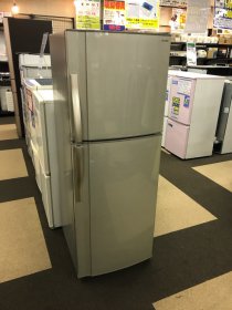 大型家電製品の出張買取り行っております。228L 2ドア冷凍冷蔵庫買取りました✩リサイクルショップ リバース東広島店 東広島市 三原市 尾道市 竹原市