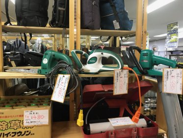 バリカン・チェンソーなど電動工具の買取り販売しております！