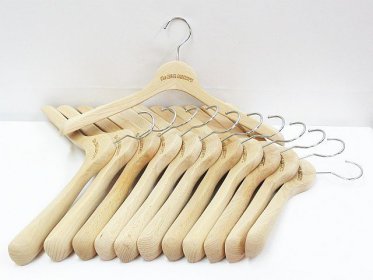 The REAL McCOY’S リアルマッコイズ THREE PIECE HANGERS 木製ハンガー 日本製 ウッドハンガー 12本セット 買取りました！