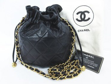 CHANEL シャネル ラムスキン マトラッセ 巾着型 チェーン ショルダー バッグ 鞄 ブラック 黒 保存袋 ギャランティカード付