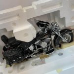 ハーレーダビッドソン　フランクリンミント５／1ヘリテイジソフテイルクラシックプレミアエディション買取りました