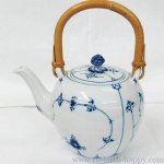 ☆ROYAL COPENHAGEN ロイヤルコペンハーゲン ティーポットを買い取りました！～リサイクルショップ リバース竹原店 ゆめタウン竹原横～