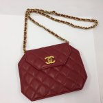 CHANEL チェーンショルダーバッグ 高く買取致します。リサイクルショップ リバース 東広島店 三原店 尾道店 カンボンライン マトラッセ キャビアスキン バッグ 鞄