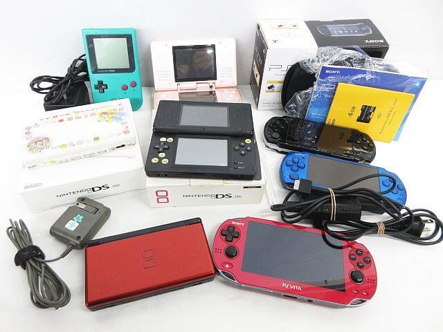 携帯ゲーム機 まとめ売り 8台セット   DS